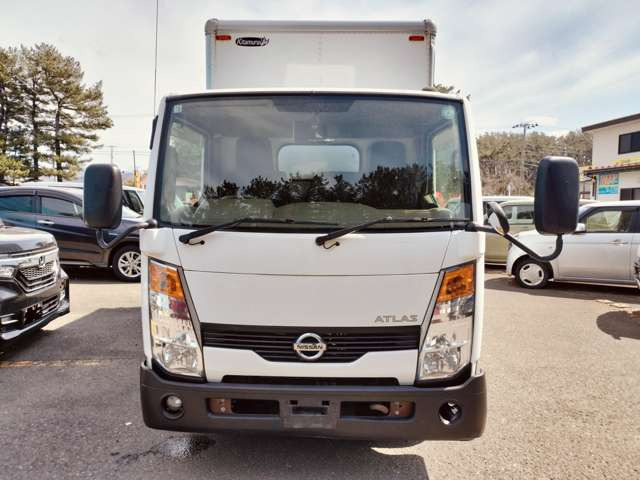 アトラス3.0 ダブルキャブ フルスーパーロー ディーゼル 4WD