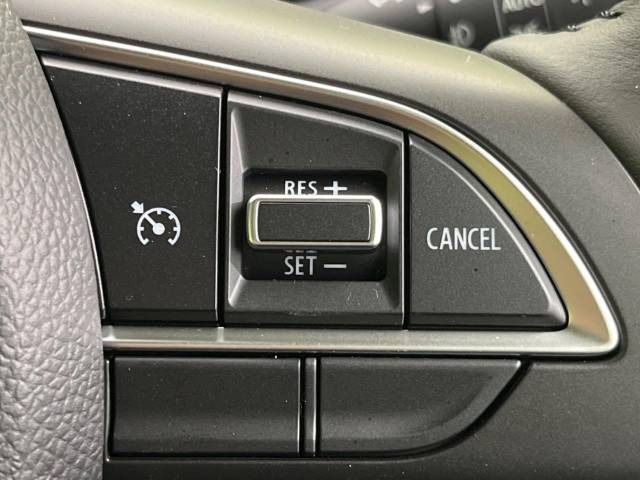 �y�N���[�Y�R���g���[���z�������H�����N���N���s�B�A�N�Z���𗣂��Ă���葬�x�ő��s���ł��A�������^�]���̕��S���y��!�����E�������ȒP�ȃX�C�b�`����Œ����ł��܂��B