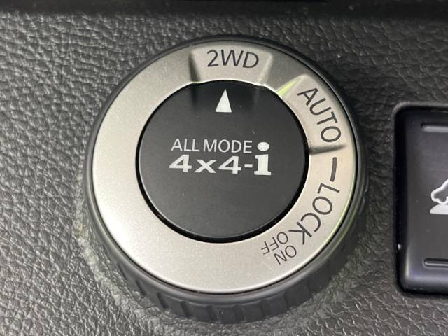 �y���A�f�t���b�N�z���H��ᓹ�ȂǂŎԂ��X�^�b�N�����ꍇ�ł��A�^�C���̋�]��}�����E�o���₷������f�t���b�N�𑕔��B�ϐ�n��I�t���[�h�ł̎g�p���������ɂ��X�X���̈��ł���