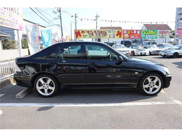 1オーナー!6MT!HDDナビ!CD!ETC!タイヤ6分山!外装内装は年式相応ですが綺麗です。大事に乗られてきたんだと思います!是非どうぞ!