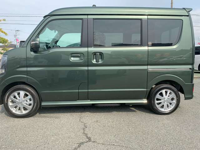 �S�ԁA���ЃN���[�j���O�ς݂ł��B���̏�ԂȂǂ����Ԃ��m�F�ł��ȏꍇ�͉摜�ł��_��܂łɑł����킹�����Ă��������܂��B