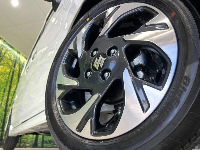 �y�����A���~�z�C�[���z�O�ςɃ}�b�`���������A���~�z�C�[���𑕒����Ă���܂��B�e��ЊO�A���~�z�C�[����A�X�^�b�h���X�^�C�����戵�����Ă���܂��B���񂲑��k����������