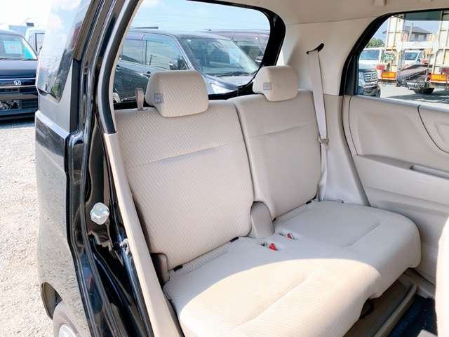 ���X�ł͌��I�������Ԃ𖈌�100��ȏ�̎d������s�Ȃ��A�����ȉ��i�ŊF�l�ɂ��񋟂����Ē����Ă���܂���