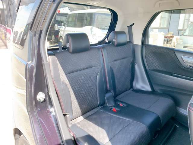 ���X�ł͌��I�������Ԃ𖈌�100��ȏ�̎d������s�Ȃ��A�����ȉ��i�ŊF�l�ɂ��񋟂����Ē����Ă���܂���