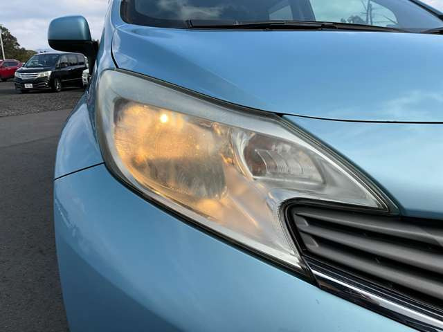 �w�b�h���C�g��LED���C�g�ւ��ύX�\�ł�!����]�̍ۂɂ͓��X�X�^�b�t�܂ł��C�y�ɂ����k������!