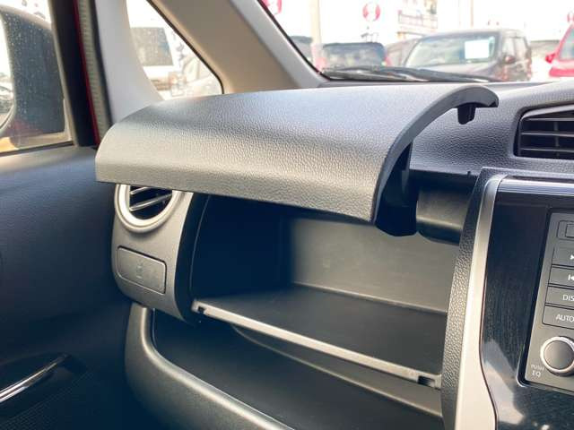 ���Ђ̔̔����邨�Ԃ̉��i�т�39.8���~�𒆐S�Ɏ�葵���Ă���܂��B