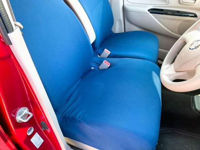 ���X�ł͌y�����Ԃ��畁�ʎԂ܂ŕ��L���I�[�����[�J�[�̎Ԏ�E�F�E�O���[�h��L�x�ɑ����Ă���܂��B