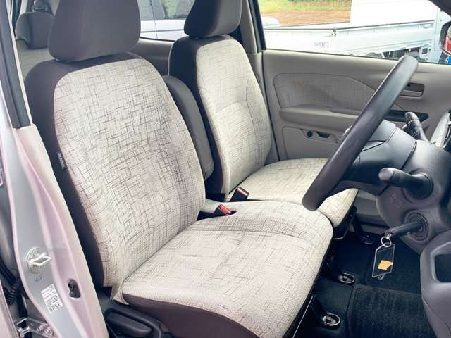 �I�[�����[�J�[�̌y�����Ԃ𒆐S�ɖL�x�ȎԎ����葵���Ă���܂��􂨒T���̂��Ԃ������ƌ�����܂�!!