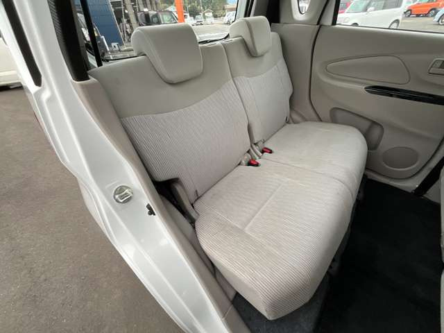 ���Ђł͌��I�������Ԃ𖈌���ʂɎd������s�Ȃ��A�����߂₷�����i�ł��񋟂��Ă���܂���