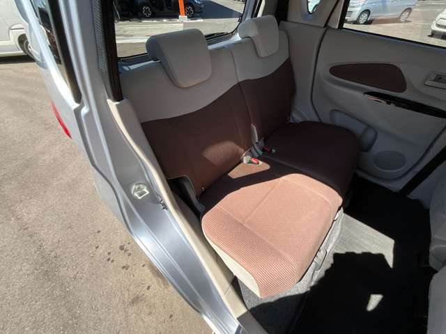 ���Ђł͌��I�������Ԃ𖈌���ʂɎd������s�Ȃ��A�����߂₷�����i�ł��񋟂��Ă���܂���