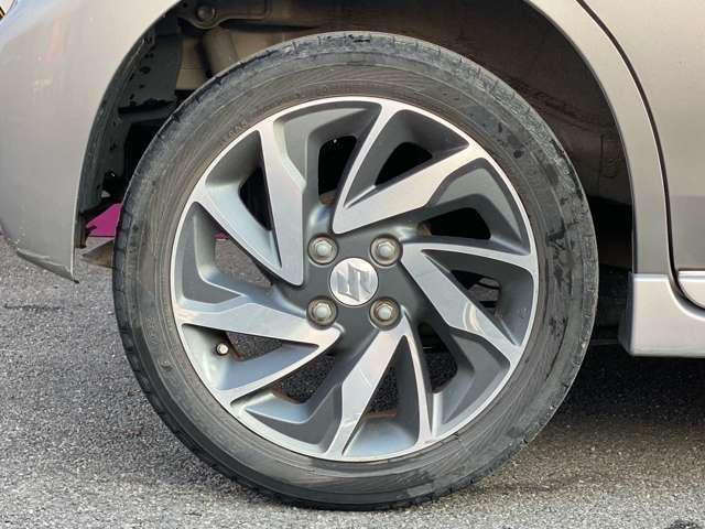 ���D�݂̃^�C���E�z�C�[���ւ̃J�X�^�����������������܂�!����]�̍ۂɂ͓��X�X�^�b�t�܂ł��C�y�ɂ����k��������