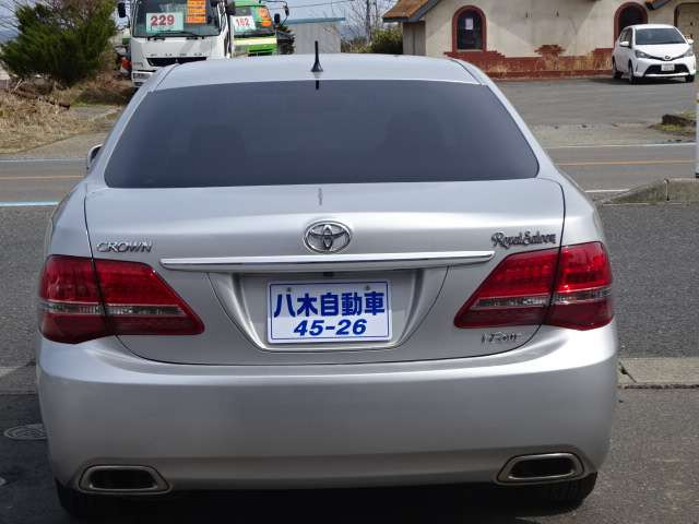 クラウン3.0 ロイヤルサルーン i-Four 4WD