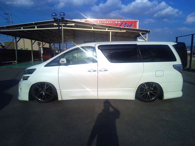 ヴェルファイア2.4 Z ゴールデンアイズII 4WD