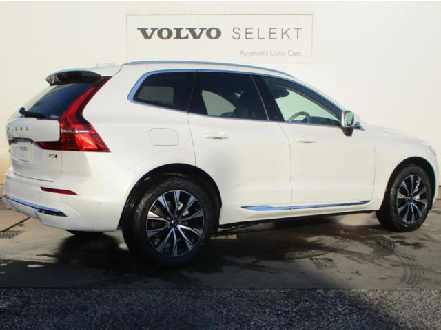 XC60ウルトラ B5 AWD 4WD