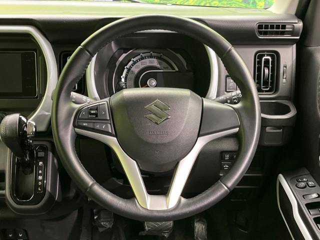 �y�����v�����X�e�A�����O�z�㎿�Ȋv���g�p���邱�ƂŁA��ɂ����������݂ƂĂ��^�]���₷���n���h���ł���