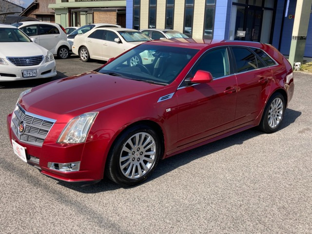 CTSスポーツワゴン3.0 ラグジュアリー