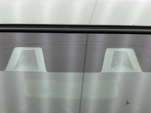 �y�X�Y�L �Z�[�t�e�B�T�|�[�g�z���s���ɑO���̎ԗ�����F�����A�Փ˂������Ȏ��͌x��ƃu���[�L�ŏՓˉ���Ɣ�Q�y�����A�V�X�g�B�����S�Ƀh���C�u�����y���݂��������܂��B