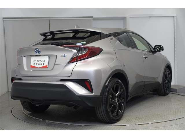 C-HRハイブリッド 1.8 G モード ネロ