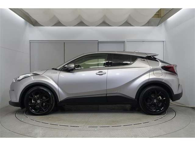 C-HRハイブリッド 1.8 G モード ネロ