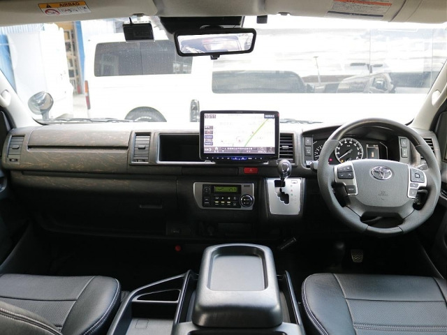 ハイエース2.7 GL ロング ミドルルーフ 4WD