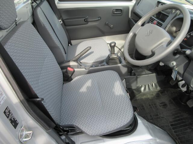 オーディオはAM・FMラジオが使えます。快適ドライブの強い味方です!