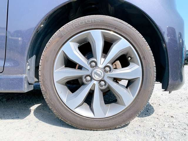 ���D�݂̃^�C���E�z�C�[���ւ̃J�X�^�����������������܂�!����]�̍ۂɂ͓��X�X�^�b�t�܂ł��C�y�ɂ����k��������