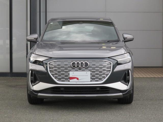 Q4スポーツバックe-tron40 Sライン