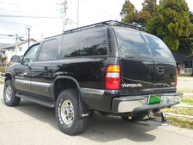 ユーコンXL 2500 SLE 6.0 V8 4WD