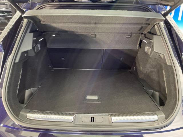 ���g�����N���[��:����L������e�X�y�[�X!���ꂾ���̍L��������΂��������⃌�W���[�Ȃǂɂ��œK�ł�!�g�p�������Ȃ����ꂢ�ȏ�Ԃ��ێ����Ă���܂��B