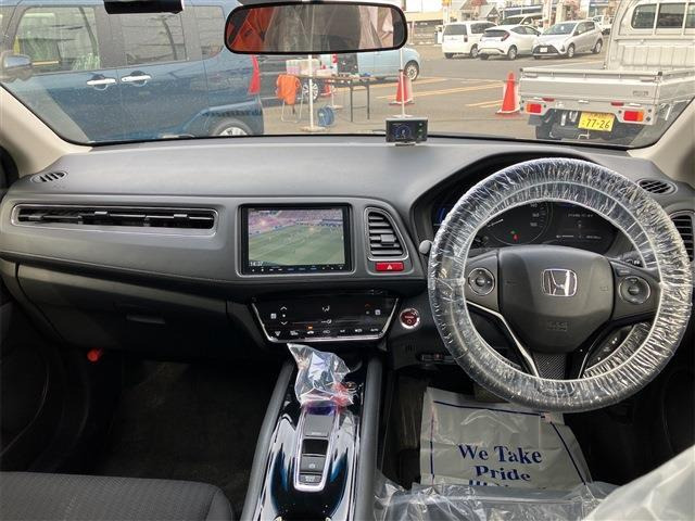 ヴェゼル1.5 ハイブリッド X 4WD