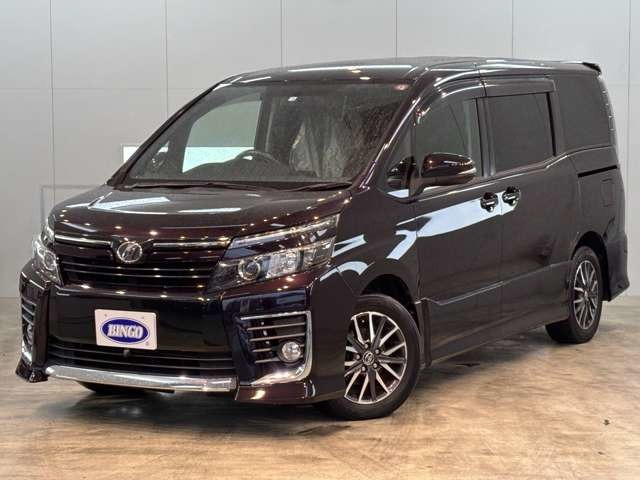 ヴォクシー(トヨタ) 2.0 ZS　後席モニターナビTV3列シート 中古車画像