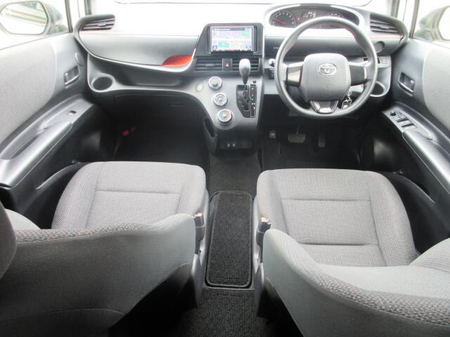 シエンタ1.5 ファンベース X