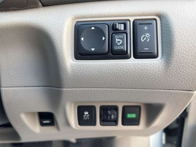 電動格納ミラー