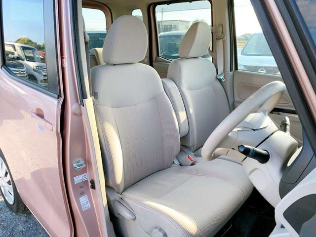 当店では軽自動車から普通車まで幅広くオールメーカーの車種・色・グレードを豊富に揃えております。