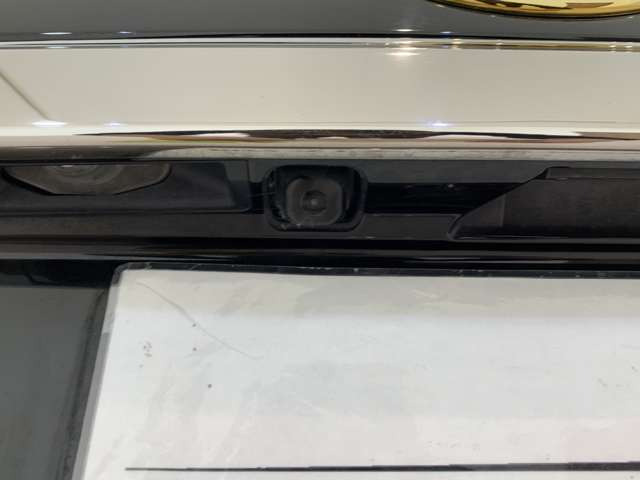 �o�b�N�J�����t��!!