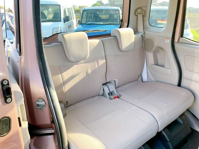 当店では厳選したお車を毎月100台以上の仕入れを行ない、お得な価格で皆様にご提供させて頂いております♪