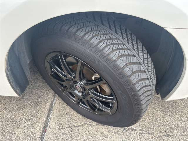 社外15インチアルミ オールシーズンタイヤ