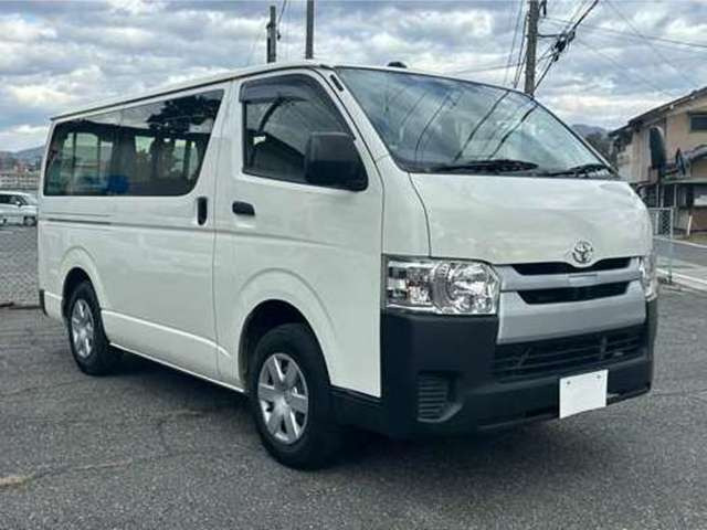 ハイエースバン2.8 DX ロング ディーゼル 4WD