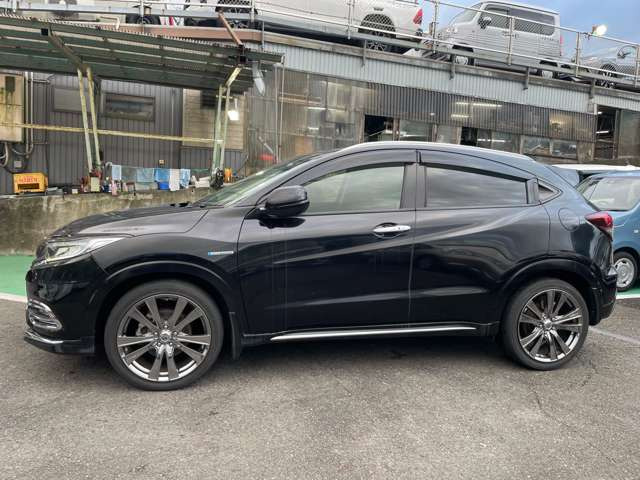 ヴェゼル1.5 ハイブリッド Z ホンダセンシング 4WD