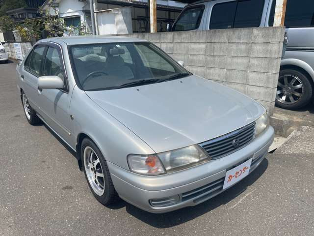 サニー1.5 スーパーサルーン