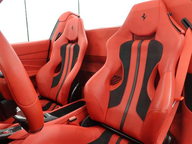 �V������̏�Ԃ��ǂ��A�V�~�E����Ȃǂ���܂���B�܂��^�o�R�L��y�b�g�L�����������܂���̂ŁA���K�ɂ��g�����������܂��B