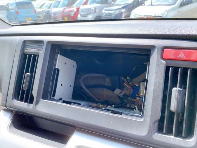 お好みのカーナビへのカスタムもお答えいたします!ご希望の際には当店スタッフまでお気軽にご相談下さい♪