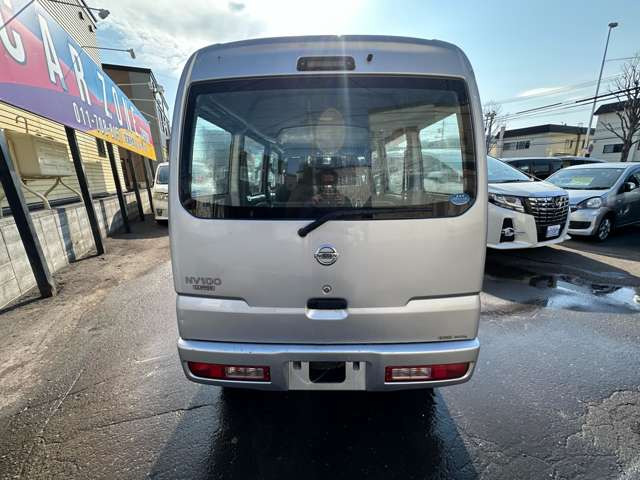 �h�T�r���H�A�V���[�V�u���b�N�����ГƎ��̋����̉��i�ŏ����Ă���܂��B���񂲑��k���������܂��B