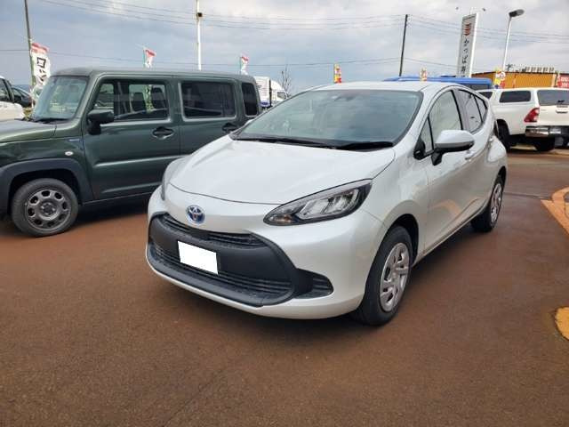 アクア1.5 X E-Four 4WD