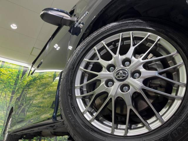 �y����16�C���`�A���~�z�C�[���z�O�ςɃ}�b�`���������A���~�z�C�[���𑕒����Ă���܂��B�e��ЊO�A���~�z�C�[����A�X�^�b�h���X�^�C�����戵�����Ă���܂��B���񂲑��k����������