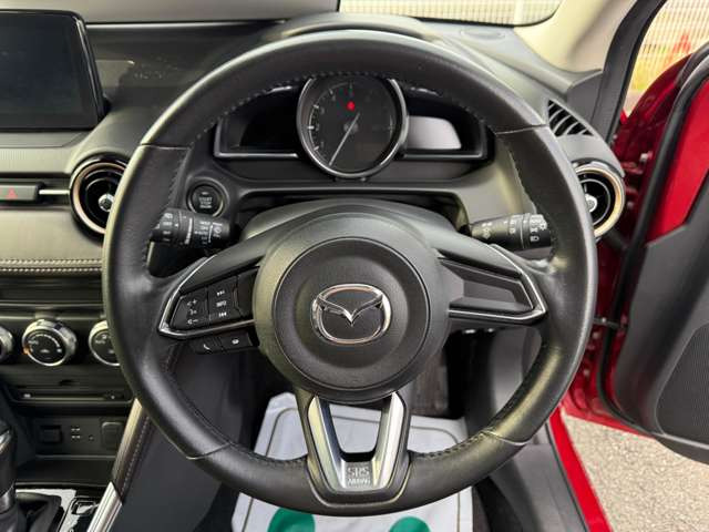 デミオ1.5 15S ツーリング Lパッケージ 4WD