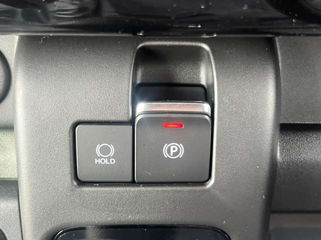 �d�q�u���[�L�̗p��