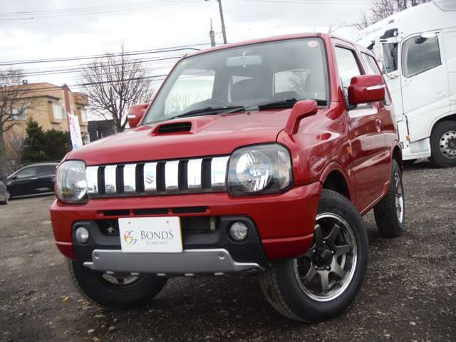 当店は年中無休となっております。営業時間は10:00〜19:00です。