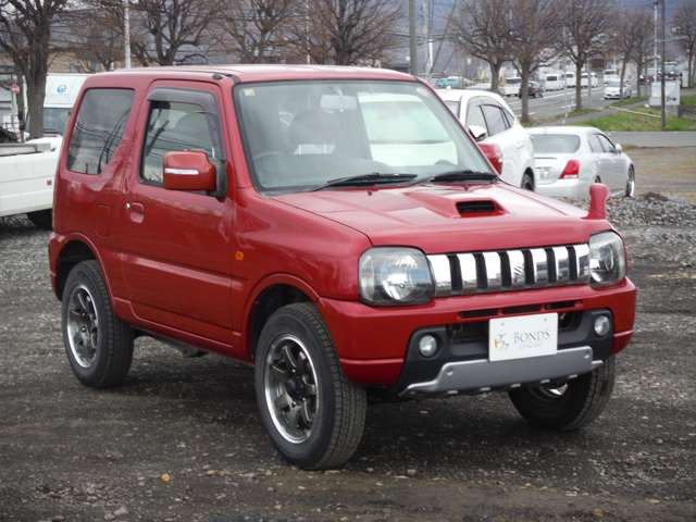 こちらのクルマは事前にオイル交換を実施しております♪