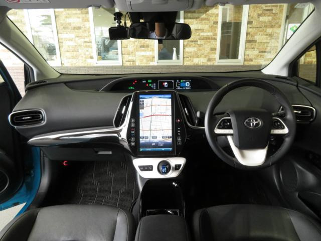 プリウスPHV1.8 A レザーパッケージ